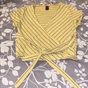 Crop top